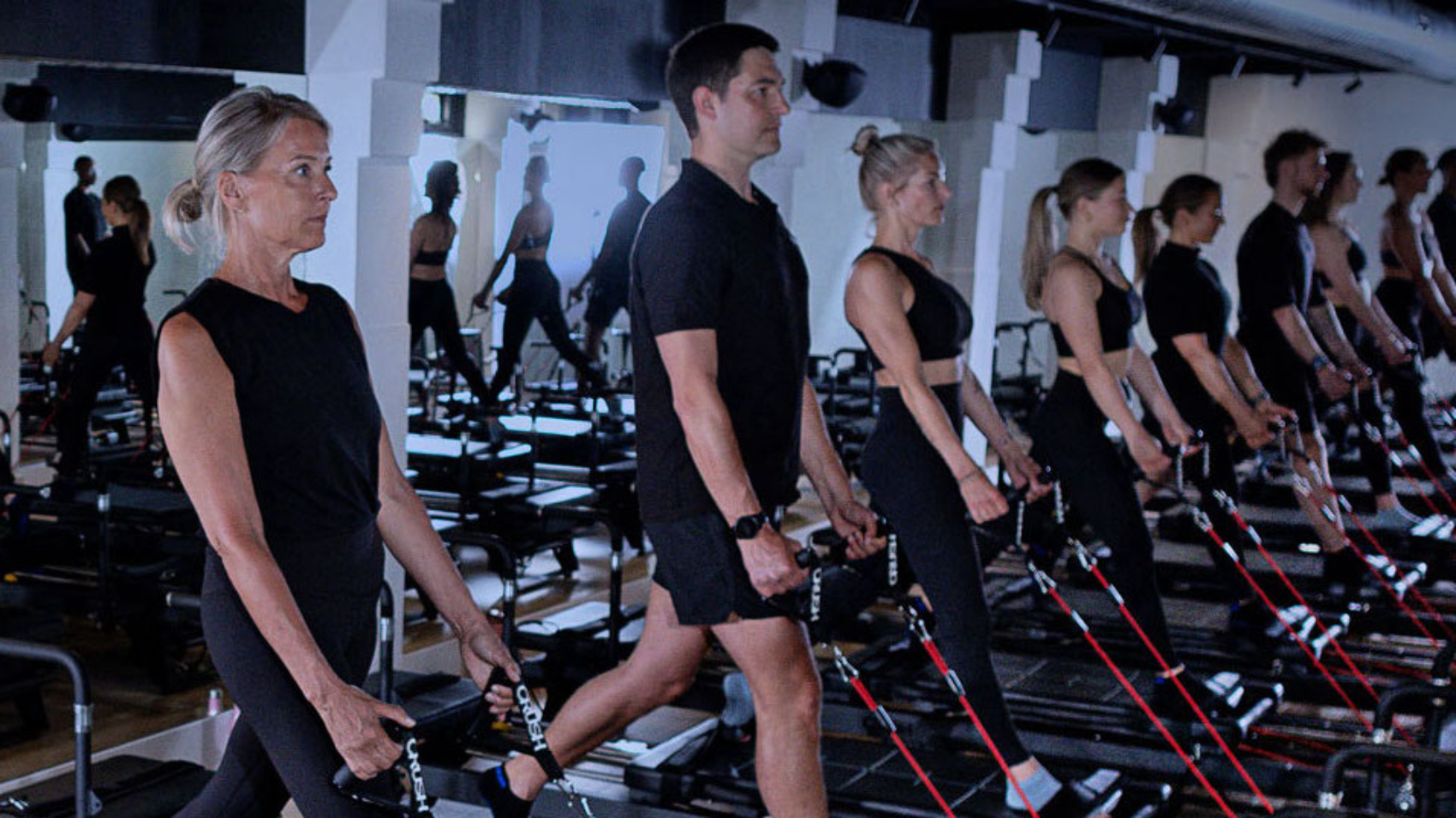 Reformer Pilates group class at Crush Studios Haarlem